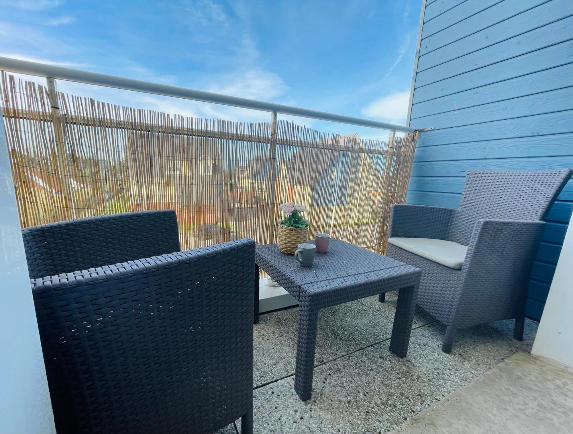 Apartment Le Paillette T2 400 M De La *