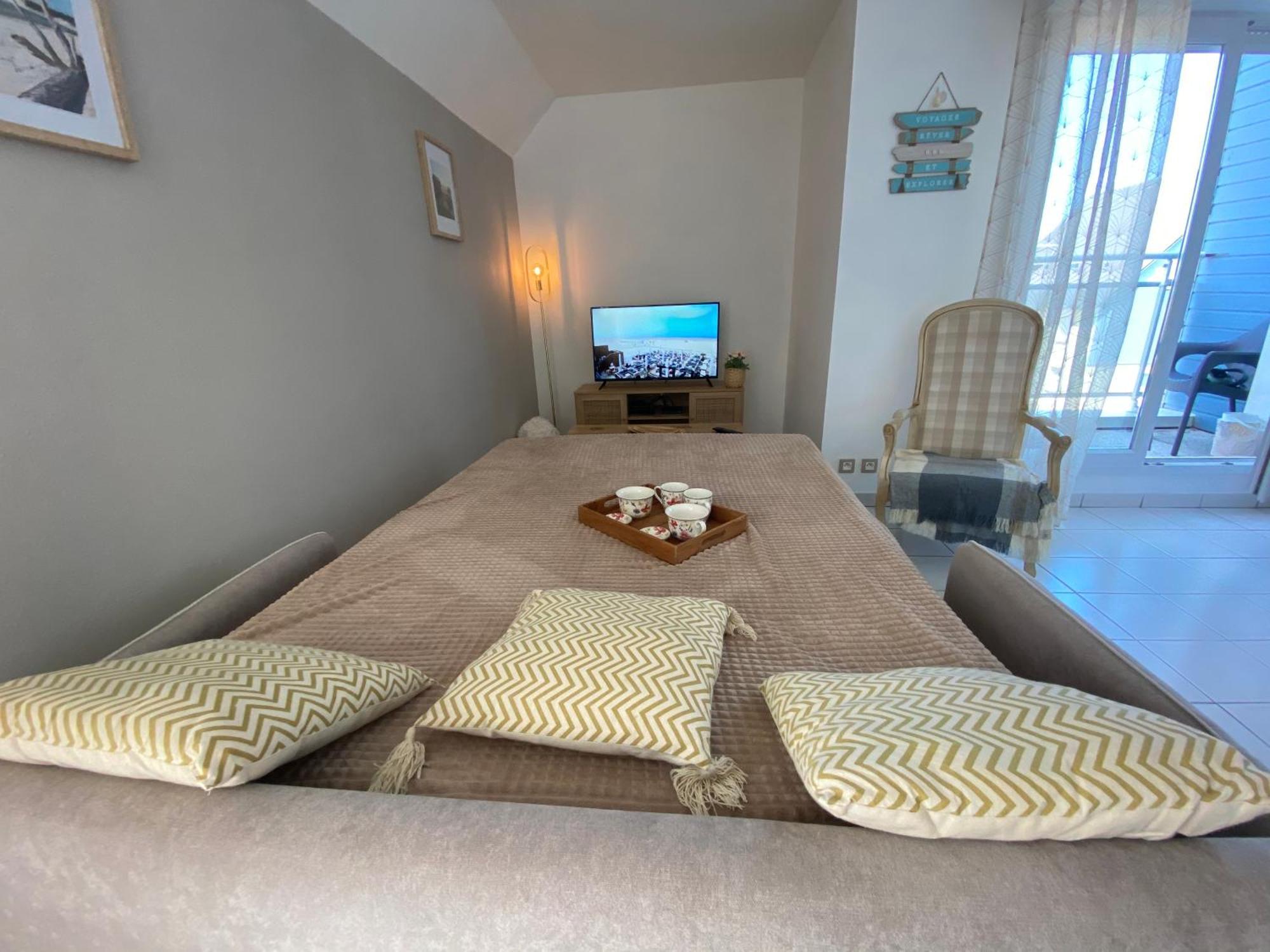 Apartment Le Paillette T2 400 M De La *